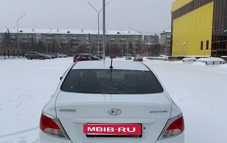 Hyundai Solaris II рестайлинг, 2012 год, 780 000 рублей, 3 фотография