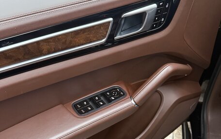 Porsche Cayenne III, 2019 год, 6 950 000 рублей, 4 фотография