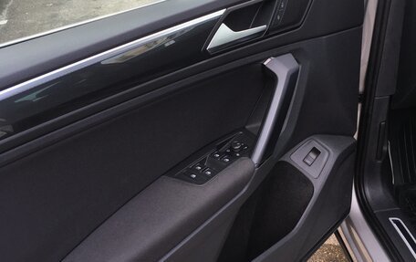 Volkswagen Tiguan II, 2019 год, 3 300 000 рублей, 10 фотография