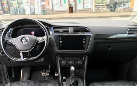 Volkswagen Tiguan II, 2019 год, 3 300 000 рублей, 12 фотография