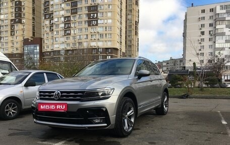 Volkswagen Tiguan II, 2019 год, 3 300 000 рублей, 7 фотография