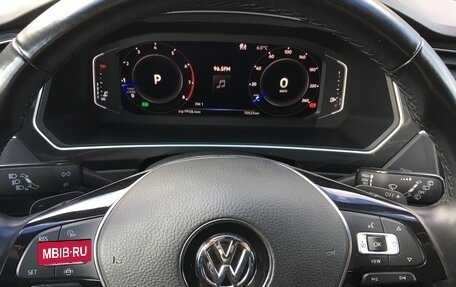 Volkswagen Tiguan II, 2019 год, 3 300 000 рублей, 17 фотография