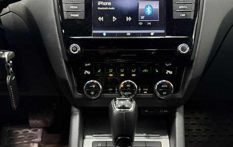 Skoda Octavia, 2017 год, 1 800 000 рублей, 5 фотография