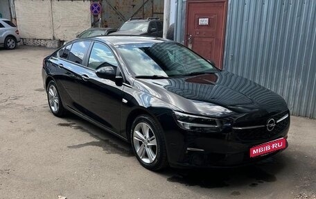 Opel Insignia II рестайлинг, 2020 год, 2 000 000 рублей, 1 фотография