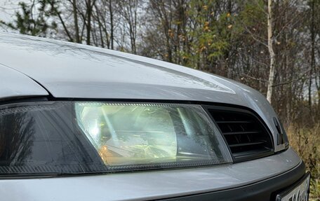 Mitsubishi Carisma I, 2001 год, 385 000 рублей, 3 фотография