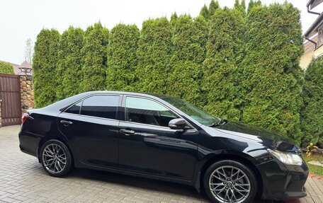 Toyota Camry, 2014 год, 1 900 000 рублей, 8 фотография