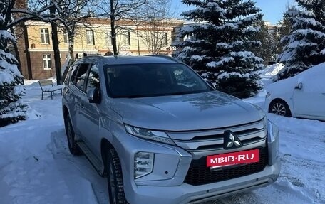 Mitsubishi Pajero Sport III рестайлинг, 2021 год, 3 450 000 рублей, 2 фотография