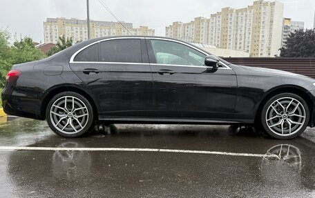 Mercedes-Benz E-Класс, 2021 год, 5 300 000 рублей, 4 фотография