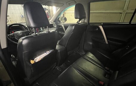 Toyota RAV4, 2013 год, 1 650 000 рублей, 11 фотография