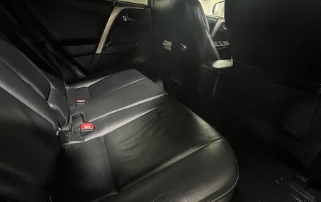 Toyota RAV4, 2013 год, 1 650 000 рублей, 16 фотография