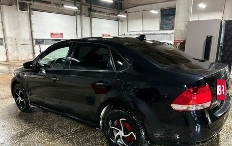 Volkswagen Polo VI (EU Market), 2011 год, 750 000 рублей, 5 фотография