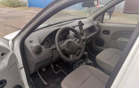 Renault Logan I, 2009 год, 300 000 рублей, 3 фотография