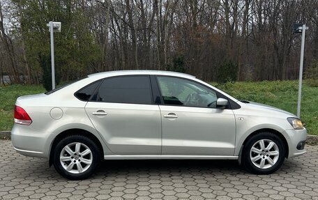 Volkswagen Polo VI (EU Market), 2013 год, 875 000 рублей, 3 фотография