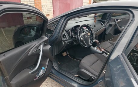 Opel Astra J, 2014 год, 840 000 рублей, 5 фотография