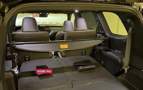 Lexus TX, 2024 год, 12 000 000 рублей, 10 фотография