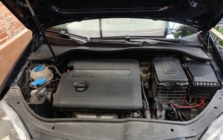 Volkswagen Golf V, 2004 год, 450 000 рублей, 2 фотография