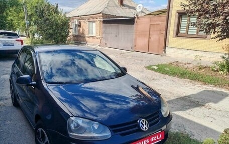 Volkswagen Golf V, 2004 год, 450 000 рублей, 12 фотография