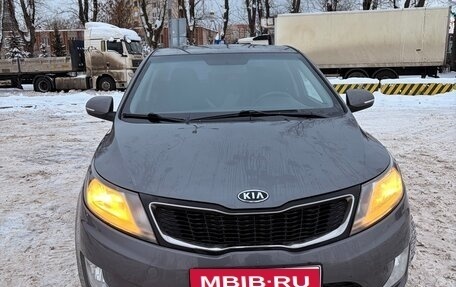 KIA Rio III рестайлинг, 2013 год, 1 100 000 рублей, 1 фотография
