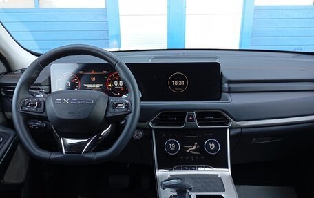 CheryExeed TXL, 2022 год, 2 350 000 рублей, 17 фотография