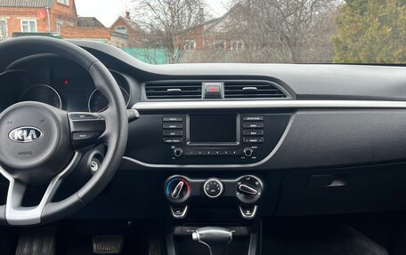 KIA Rio IV, 2019 год, 1 635 000 рублей, 16 фотография