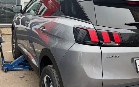 Peugeot 3008 II, 2017 год, 1 957 000 рублей, 2 фотография