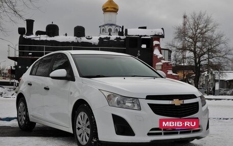 Chevrolet Cruze II, 2013 год, 949 000 рублей, 2 фотография