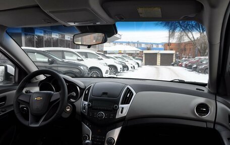 Chevrolet Cruze II, 2013 год, 949 000 рублей, 15 фотография