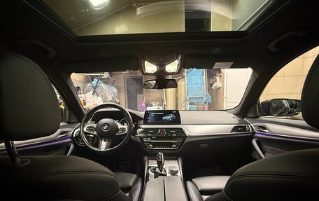 BMW 5 серия, 2018 год, 4 500 000 рублей, 9 фотография
