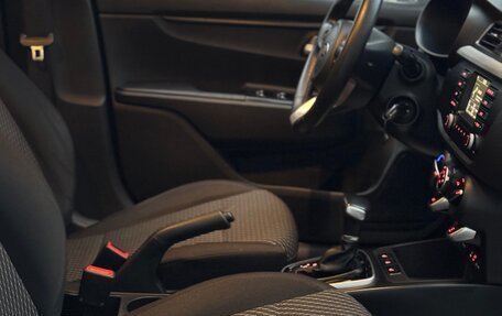 KIA Rio IV, 2017 год, 1 350 000 рублей, 12 фотография