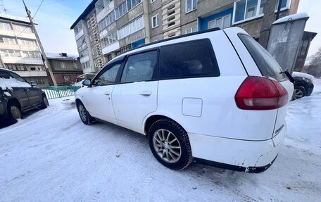 Nissan Wingroad III, 2003 год, 299 000 рублей, 2 фотография