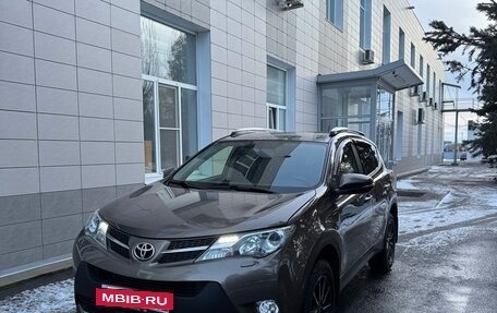 Toyota RAV4, 2014 год, 2 290 000 рублей, 2 фотография