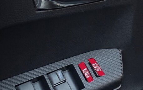 Toyota RAV4, 2014 год, 2 290 000 рублей, 23 фотография