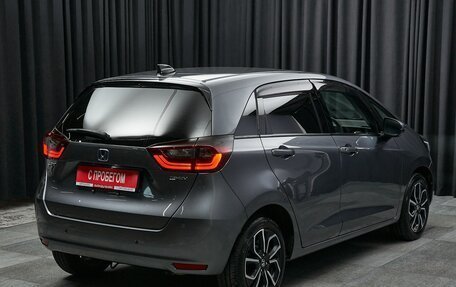 Honda Fit, 2020 год, 1 750 000 рублей, 4 фотография