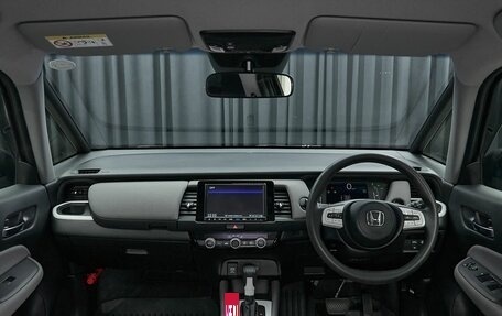 Honda Fit, 2020 год, 1 750 000 рублей, 7 фотография