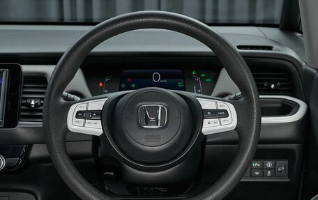 Honda Fit, 2020 год, 1 750 000 рублей, 10 фотография