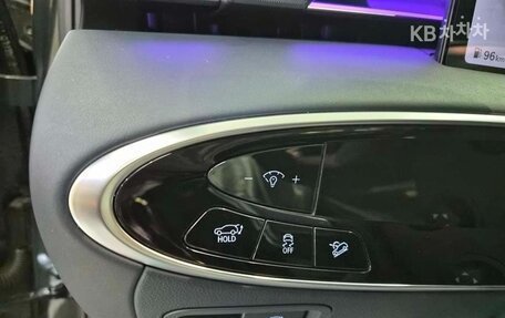 Genesis GV70, 2025 год, 8 293 099 рублей, 12 фотография