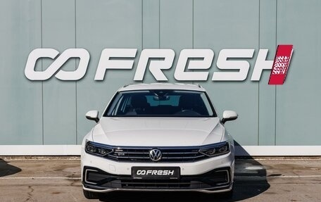 Volkswagen Passat B8 рестайлинг, 2020 год, 2 299 000 рублей, 3 фотография