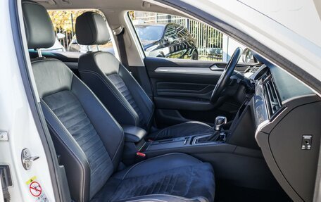 Volkswagen Passat B8 рестайлинг, 2020 год, 2 299 000 рублей, 11 фотография