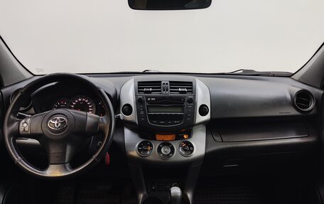 Toyota RAV4, 2006 год, 1 050 000 рублей, 9 фотография