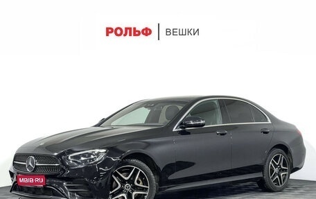 Mercedes-Benz E-Класс, 2021 год, 4 069 000 рублей, 1 фотография