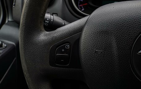 Opel Vivaro B, 2017 год, 2 320 000 рублей, 14 фотография