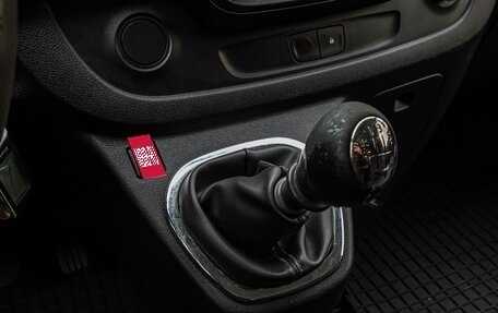 Opel Vivaro B, 2017 год, 2 320 000 рублей, 12 фотография