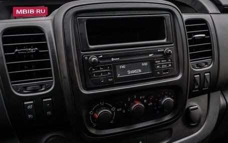 Opel Vivaro B, 2017 год, 2 320 000 рублей, 18 фотография