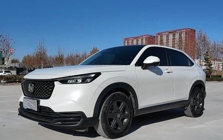 Honda Vezel, 2022 год, 1 850 000 рублей, 1 фотография
