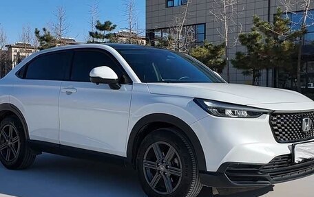 Honda Vezel, 2022 год, 1 850 000 рублей, 3 фотография