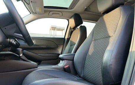 Honda Vezel, 2022 год, 1 850 000 рублей, 7 фотография