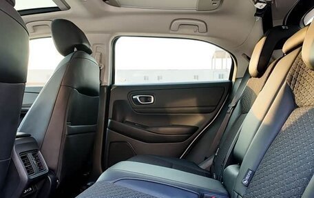 Honda Vezel, 2022 год, 1 850 000 рублей, 14 фотография