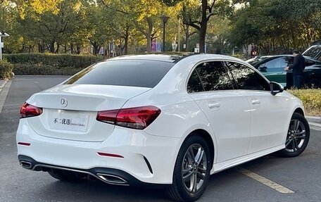 Mercedes-Benz A-Класс, 2022 год, 2 100 000 рублей, 6 фотография