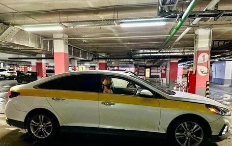 Hyundai Sonata VII, 2019 год, 1 100 000 рублей, 5 фотография