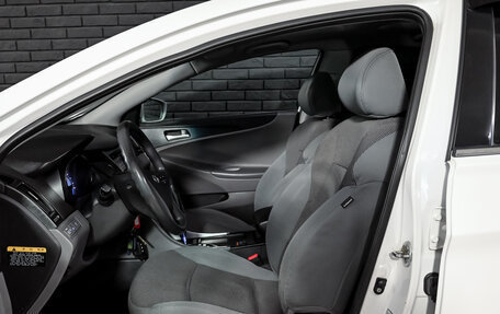 Hyundai Sonata VI, 2011 год, 990 000 рублей, 10 фотография